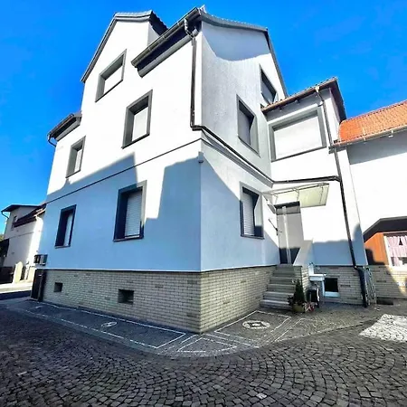 Casa Giulia 2 Nahe Giessen, Kueche, Bad, Wlan, Parkplatz Krofdorf-Gleiberg