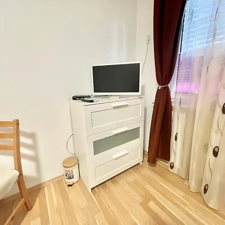 Casa Giulia 2 Nahe Giessen, Kueche, Bad, Wlan, Parkplatz Διαμέρισμα