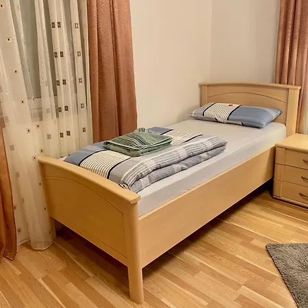 Casa Giulia 2 Nahe Giessen, Kueche, Bad, Wlan, Parkplatz דירה *